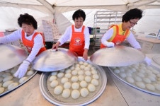  ‘찐한 추억, 빵 터지는 재미’ 안흥찐빵축제, 13일부터 열린다