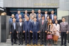 창원해양경찰 발전위, 무학 창원공장 방문