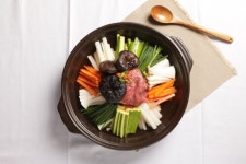 <정대균기자의 한국 골프장 산책> 경주 블루원 디아너스CC 대표식단 능이버섯 소고기전골