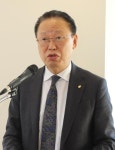 최&김미용경영컨설팅 | 최흥식, 은행권에 "개인사업자 대출 확대하고 경영지원 확대해달라"