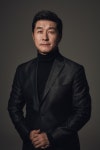 브라운관 속 스타들 연극 무대에 서다
