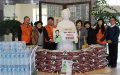 [fn포토] 김만덕기념관, 설 맞아 사랑의 쌀 1300kg 전달 ‘나눔 앞장’