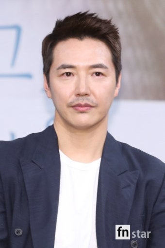 [포토] 윤상현, ‘시원시원한 눈매’
