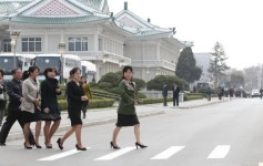 북한의 잇단 파격행보..가을 서울공연 제안, 취재제한 사과 