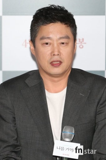 [포토] 김희원, ‘눈으로 말해요~’