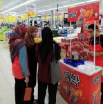 신세계푸드, 할랄인증 대박라면 말레이시아서 한달새 200만개 판매