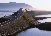 세계에서 가장 아찔한 다리 톱5