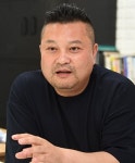 [인터뷰] ‘스타의 조건’ 출간한 손성민 bob스타컴퍼니 대표 26년 발로 뛴 연예계… 현장의 경험을 공유