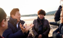 [fn포토] 원희룡 지사, 성산읍 신양리 방문 민생현장 소통 행보