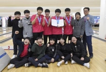 뒷심 발휘해 메달 획득한 범계중학교 볼링부