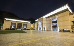 전통의 깊이를 더하다vs.국악의 외연은 넓히다, 2019 국립국악원 