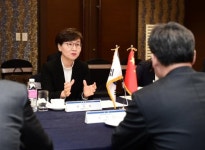 이화순 경기부지사 중국 싱크탱크와 통했다