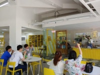 [현장르포]합정동 라디오카페에서 공짜커피 마시고 추억 만끽