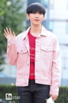김재환리터칭 | [포토] 김재환, ‘핑크빛 향기’