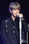 [포토] 엑소 백현, ‘은은하게 빛나는 은빛헤어’