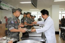 [fn포토] 원희룡 “해병대는 제주 자랑이자 대한민국 버팀목” 