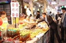 [포토뉴스] 이재준 고양시장 전통시장 탐방