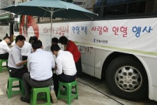한일시멘트, 농가 돌며 농기계 수리… 자투리 월급 모아 기부