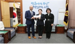 부산시의회 이현 의원, 미 국부무 초청 차세대 지도자 프로그램 ‘미국행’