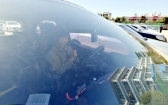 차안에서 예배보는 서울씨티교회 신도