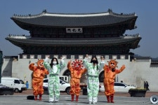 광화문광장에 울려퍼진 코로나19 예방 노래