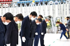 에이치피물류하남시마루공원점장례식장매점 | 김상호 하남시장 이천물류창고 화재희생자 조문