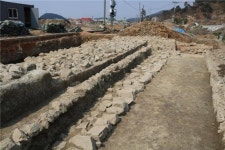 김포 문수산성 유실규모 ‘햇빛 속으로’