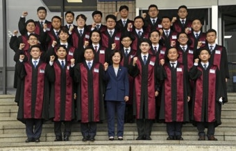 신임검사 임관식 기념촬영