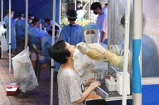통일상가 인근 임시선별진료소