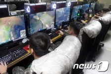 청소년이라고요? PC방, 철저한 신분증 확인만이 살길