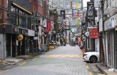 연대 등 신촌상권 초토화...희망, 안 보여