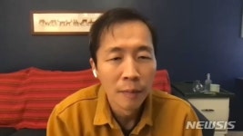 미나리 감독, 선댄스영화제 대상 받고 춤췄죠