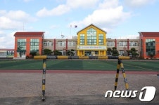 학생·학원강사 잇단 확진… 제주도교육청, 등교 중단 연장