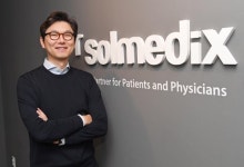 솔메딕스, 광유도 성대 주입술용 의료기기 ‘라이트인’ 급여 등재