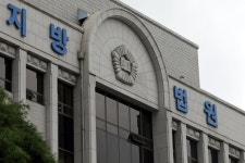 초등생 성관계 불법 촬영 20대 2심서 감형…피해자와 합의