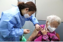 의성 공립요양병원서 34명 무더기 확진, 이중 24명 돌파감염