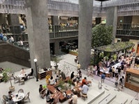 백화점 전체가 거대한 예술품… 경기 남부 핫플로 떴다 [현장르포]