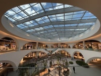 쇼핑이 곧 힐링…아이들, 댕댕이와 매일 소풍 올거예요 [현장르포]