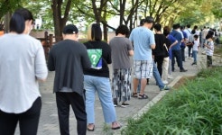 대구서 외국인 지인모임·의료기관 등으로 64명 확진