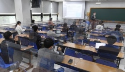 내달 위드코로나 힘받는다… 주말께 국민 70% 접종 완료 달성