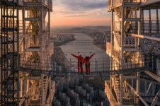 롯데월드, 육·해·공 통합 ‘수능 탈출’ 우대합니다