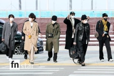 [포토] BTS, 퍼미션 투 댄스 온 스테이지 콘서트 참석차 출국