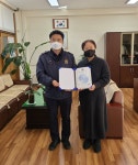 부산구치소, 인근 중학교 2곳에 장학금 전달
