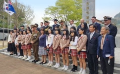 페퍼저축銀, 가평중∙고 재학생에게 장학금 전달