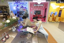 통신 매장 넘어 MZ 놀이터로 KT 홍대 애드샵 플러스 오픈