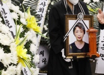 이천 화재때 환자 구하다 숨진 故 현은경 간호사 의사자 지정 추진