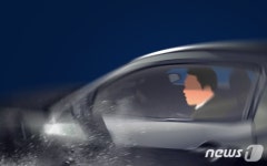 대낮 시속 200㎞로 달린 포르쉐 운전자, 고작 벌금 30만원형 왜?