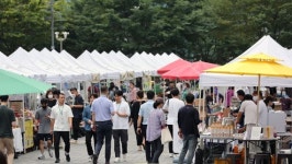 농부의 시장에서 우수 농산물 구매해요