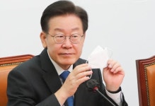 文, 또 좋아요 누르고 실수...친명계 이게 진심이구나 분노