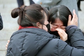 오열하는 이태원 참사 유가족